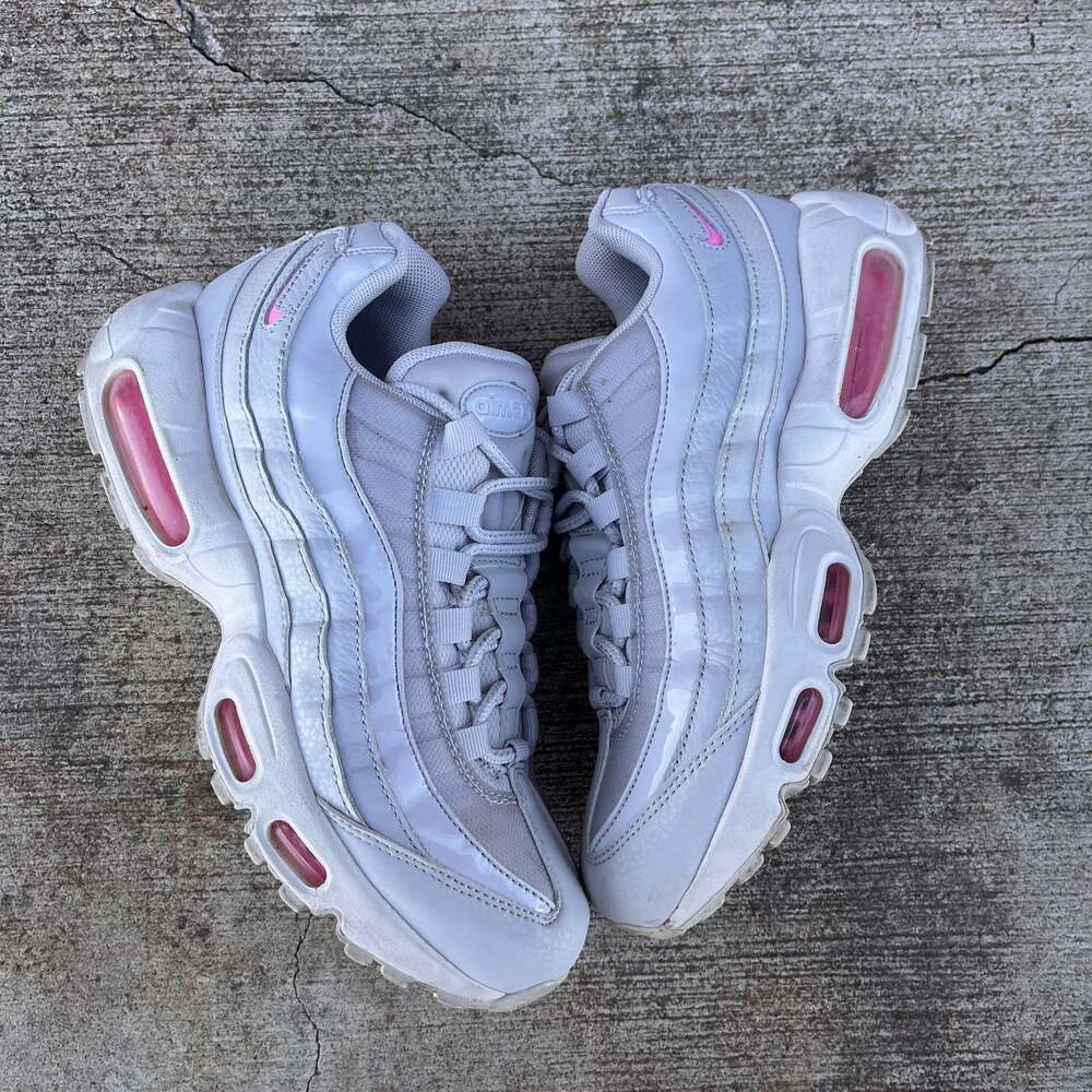 Nike Air Max 95 SE Vast Grey Psychic Pink Women's Sneakers AQ4138-002